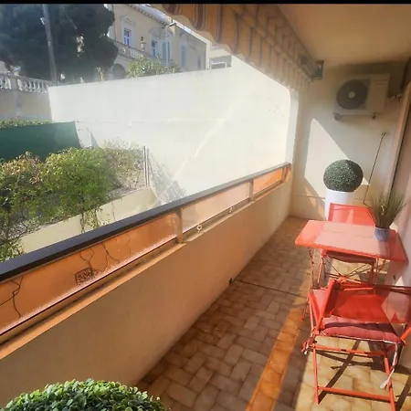 Apartment Near Palais Du Festival - Available Cannes